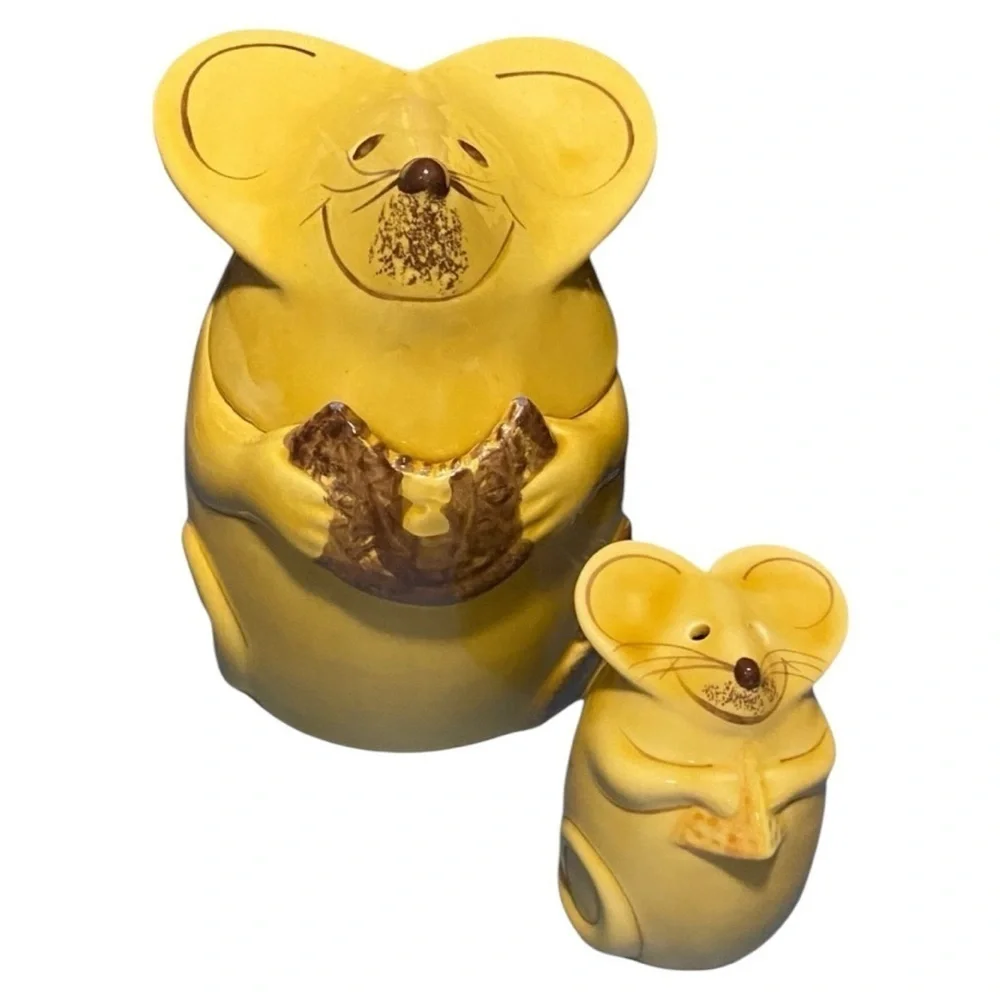 Vintage Cottage Core Disney Treasure Craft Yellow Mouse Cookie Jar and Shaker